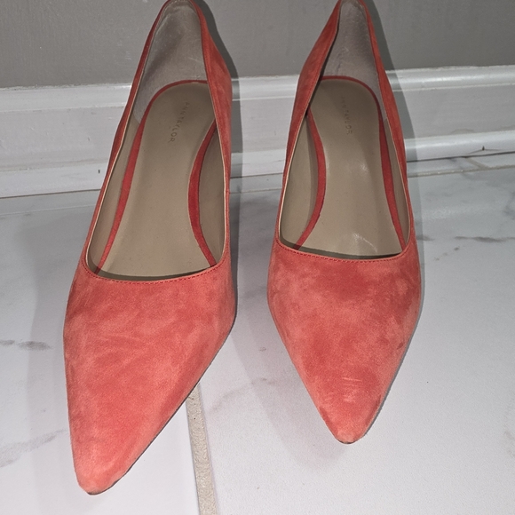 Ann Taylor Mila Red Suede Pumps - Picture 2 of 13